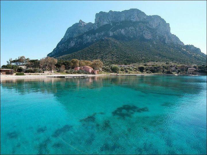 Maravilla Loiri Porto San Paolo 外观 照片